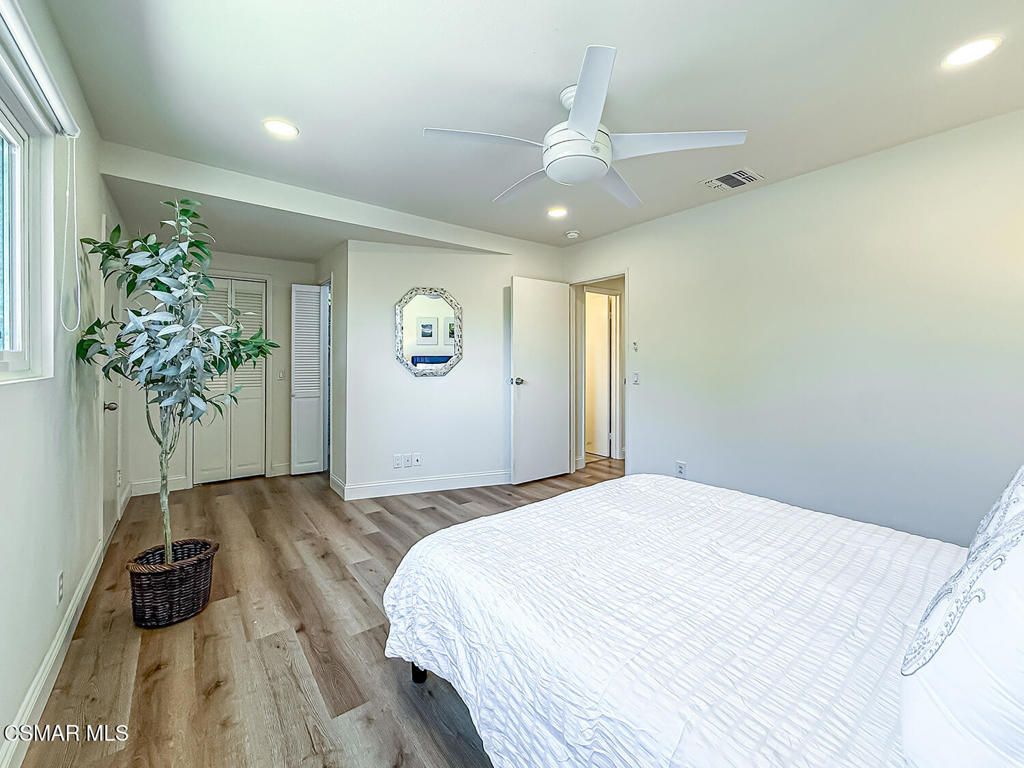 Image 24 of property listing at 211 Sandberg Street, Thousand Oaks, CA 91360