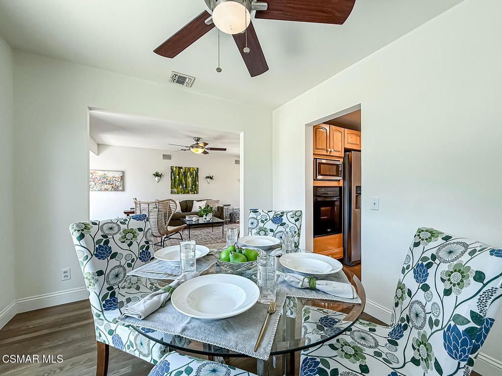 Image 8 of property listing at 211 Sandberg Street, Thousand Oaks, CA 91360