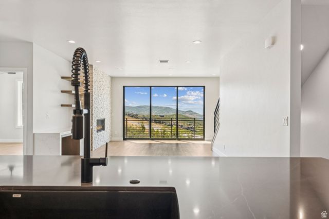 889 E GRIZZLY DRAW CT, Hideout, UT 84036