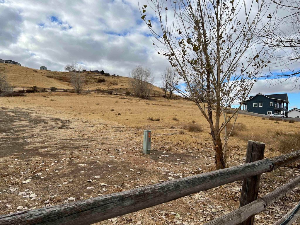 4521 Mesa View Rd, Buhl, ID 83316 photo 3