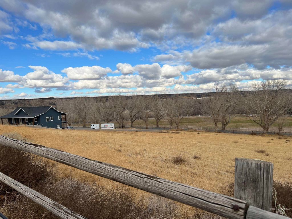 4521 Mesa View Rd, Buhl, ID 83316 photo 6