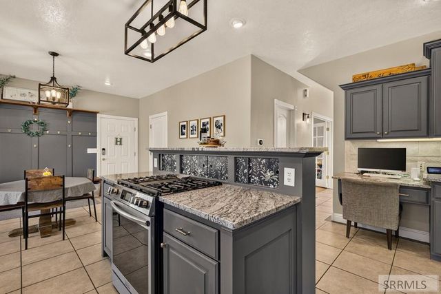 6805 S Marble Circle, Idaho Falls, ID 83406