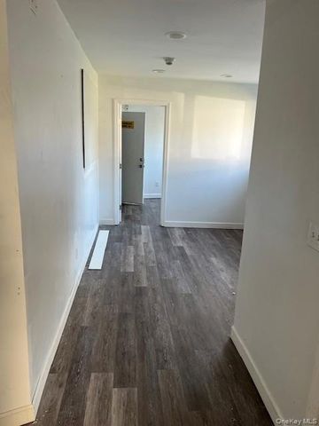 360 Mount Pleasant Avenue E, Mamaroneck, NY 10543