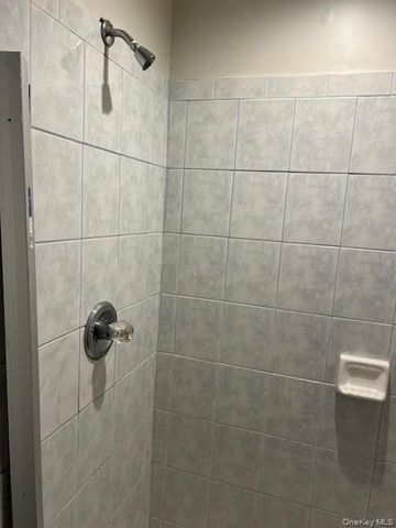 360 Mount Pleasant Avenue E, Mamaroneck, NY 10543