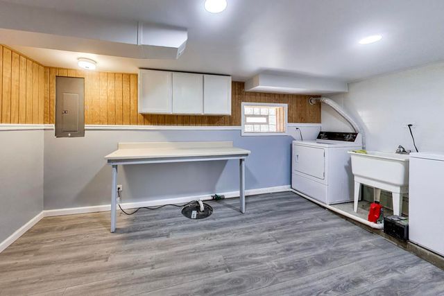 6725 W Albion Avenue, Chicago, IL 60631