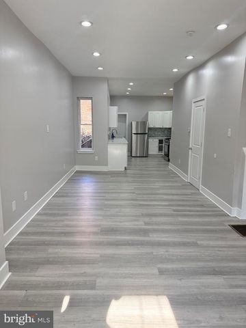 3415 G ST, Philadelphia, PA 19134