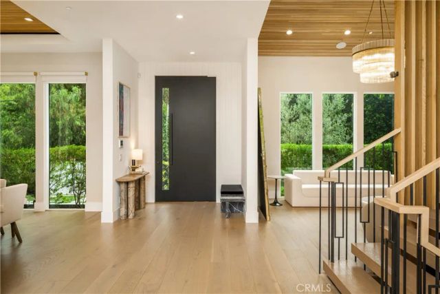 4793 Louise, Encino, CA 91316