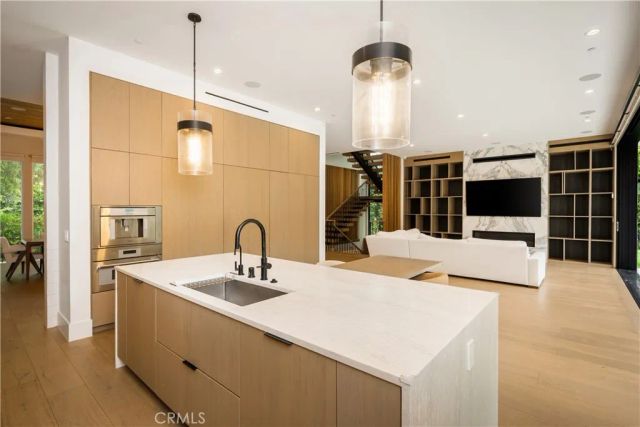 4793 Louise, Encino, CA 91316