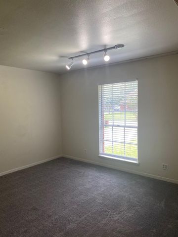 7143 Triola Lane, Houston, TX 77074