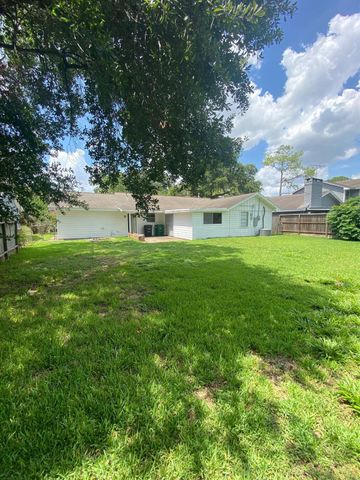 7143 Triola Lane, Houston, TX 77074