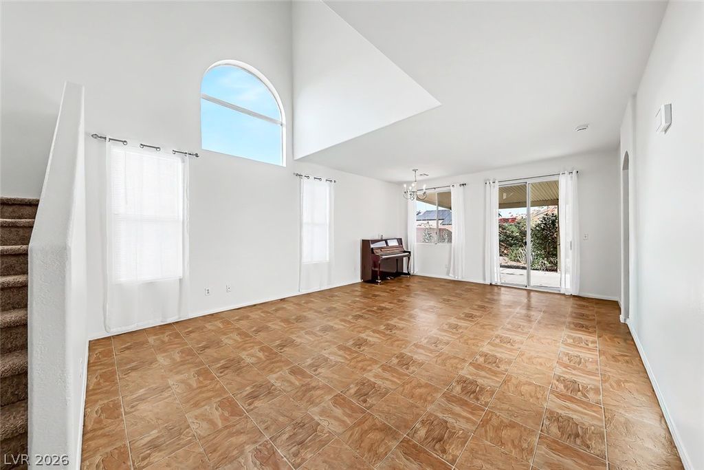 5208 El Pescador Avenue, Las Vegas, NV 89108 — photo 4