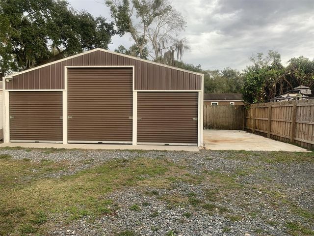 1104 N KNIGHT STREET, Plant City, FL 33563