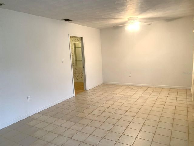 1104 N KNIGHT STREET, Plant City, FL 33563