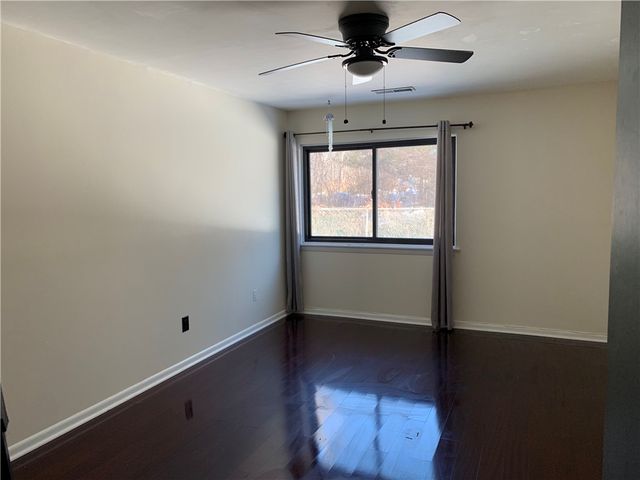 1139 Hartford Avenue 5A, Johnston, RI 02919