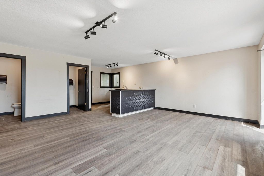 6470 Us Highway 93 S, Whitefish, MT 59937 photo 4