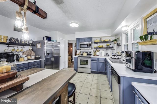 12716 MACDUFF DR, Fort Washington, MD 20744