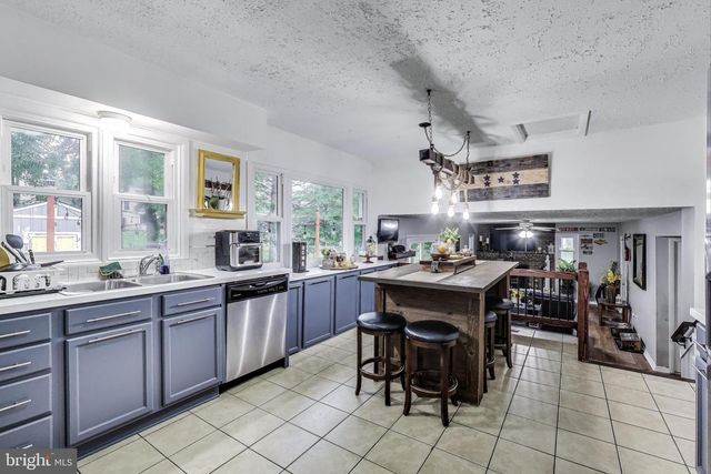 12716 MACDUFF DR, Fort Washington, MD 20744