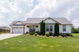 145 Glory Ln, Cookeville, TN 38506
