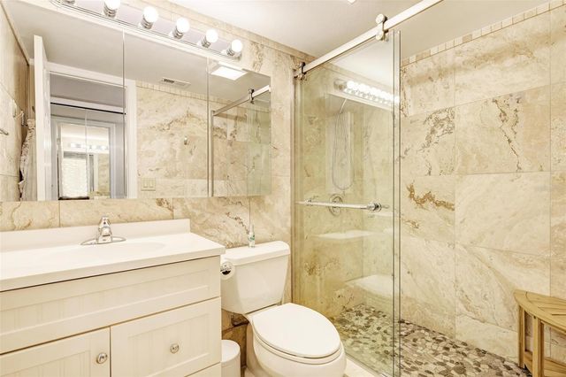 5683 MIDNIGHT PASS ROAD 105, Sarasota, FL 34242