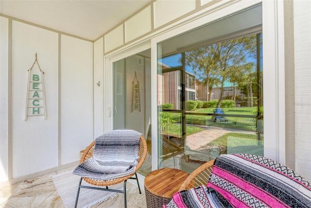 5683 MIDNIGHT PASS ROAD 105, Sarasota, FL 34242