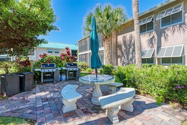 5683 MIDNIGHT PASS ROAD 105, Sarasota, FL 34242
