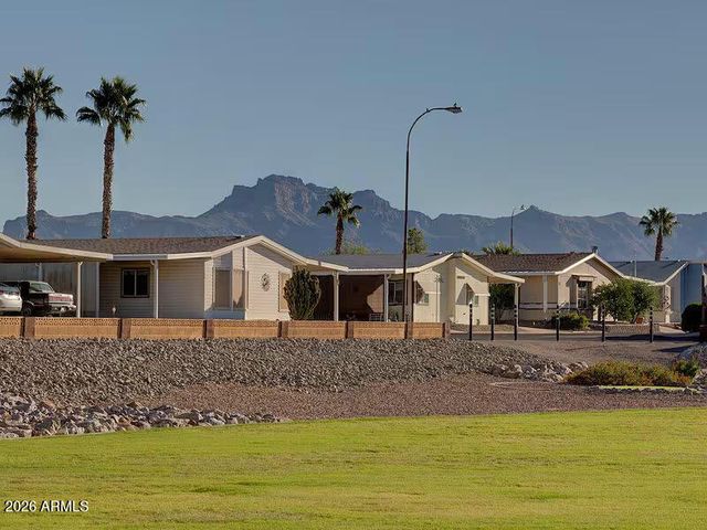 2208 W BASELINE Avenue 76, Apache Junction, AZ 85120