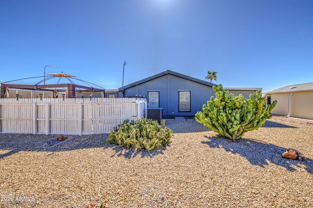 2208 W BASELINE Avenue 76, Apache Junction, AZ 85120