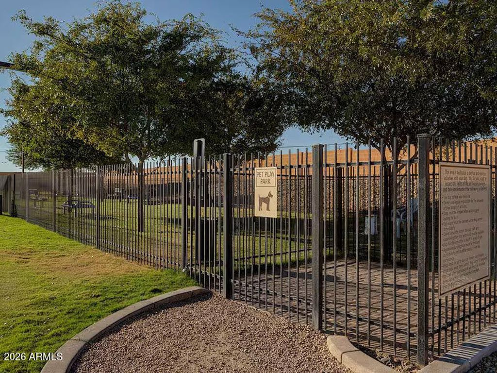 Image 14 of property listing at 2208 W BASELINE Avenue 76, Apache Junction, AZ 85120