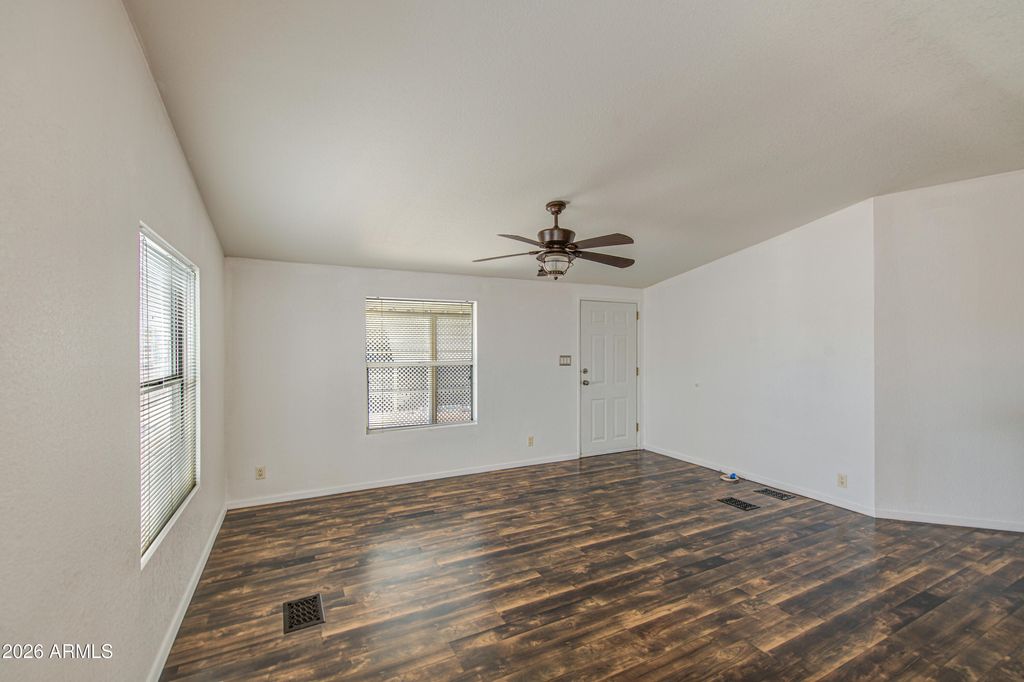 Image 34 of property listing at 2208 W BASELINE Avenue 76, Apache Junction, AZ 85120