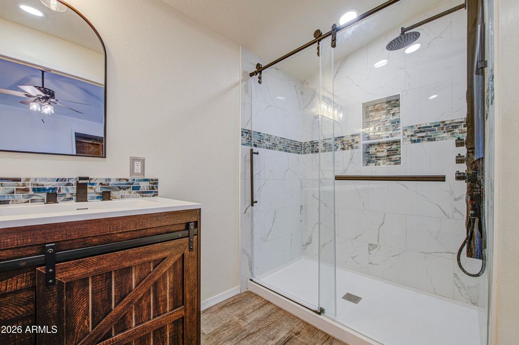 Image 6 of property listing at 2208 W BASELINE Avenue 76, Apache Junction, AZ 85120