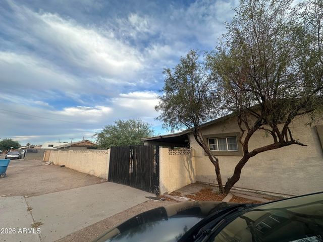 1419 N 28TH Place, Phoenix, AZ 85008