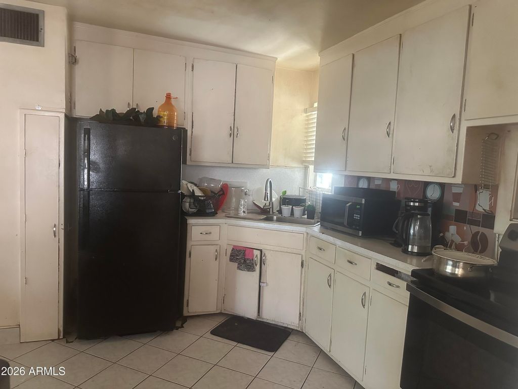 1419 N 28TH Place, Phoenix, AZ 85008 — photo 2