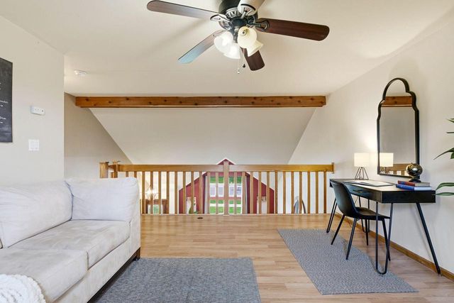 4199 W Hilltop LANE, Franklin, WI 53132