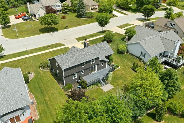 4199 W Hilltop LANE, Franklin, WI 53132