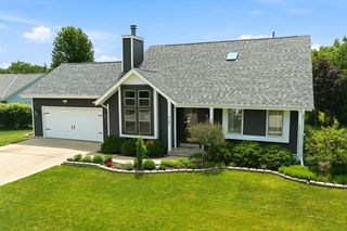 4199 W Hilltop LANE, Franklin, WI 53132