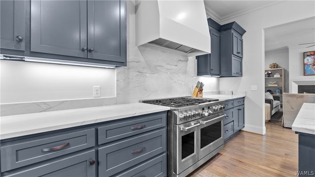 401 EDGEFIELD MEWS CIRCLE, Tuscaloosa, AL 35406