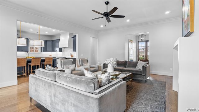 401 EDGEFIELD MEWS CIRCLE, Tuscaloosa, AL 35406