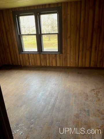 137-141 Reiman Road, Iron River, MI 49935