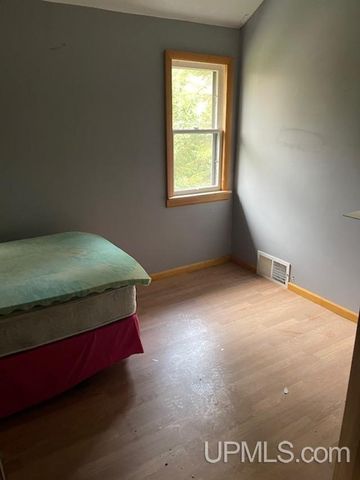 137-141 Reiman Road, Iron River, MI 49935