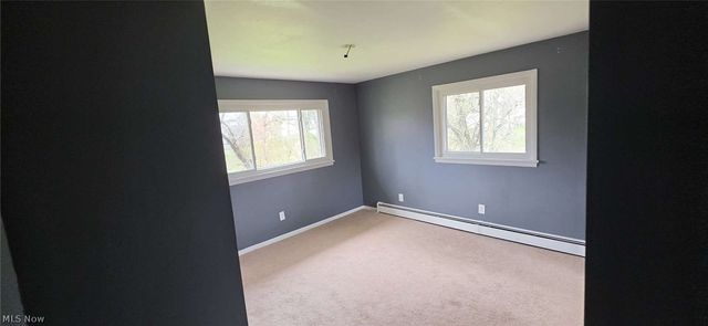 105 Mapledale Avenue, Bedford, OH 44146