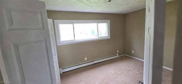 105 Mapledale Avenue, Bedford, OH 44146