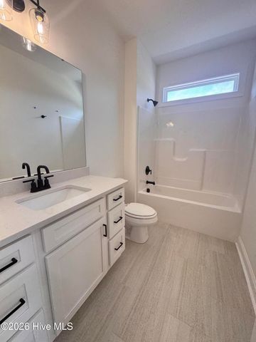 4142 Dixon Road, Grimesland, NC 27837