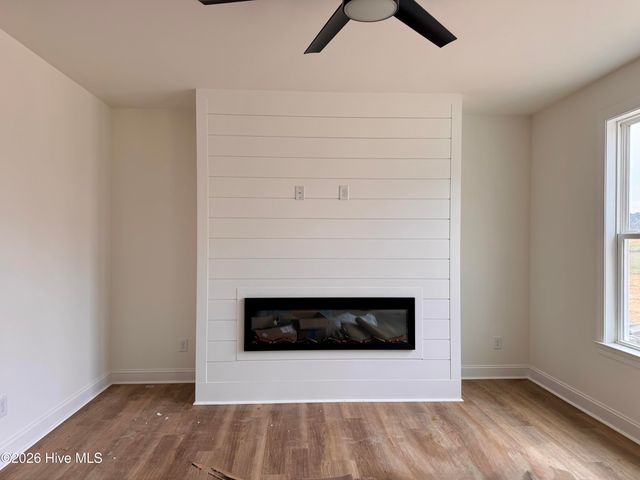 4142 Dixon Road, Grimesland, NC 27837