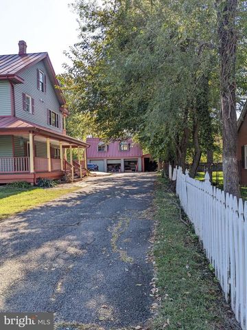 9014 SUDLEY RD, Manassas, VA 20110
