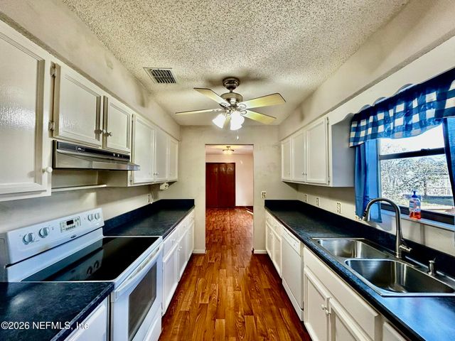 2268 FELUCCA Drive, Middleburg, FL 32068