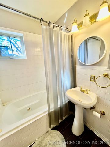 36 Hilltop, Mcalester, OK 74501