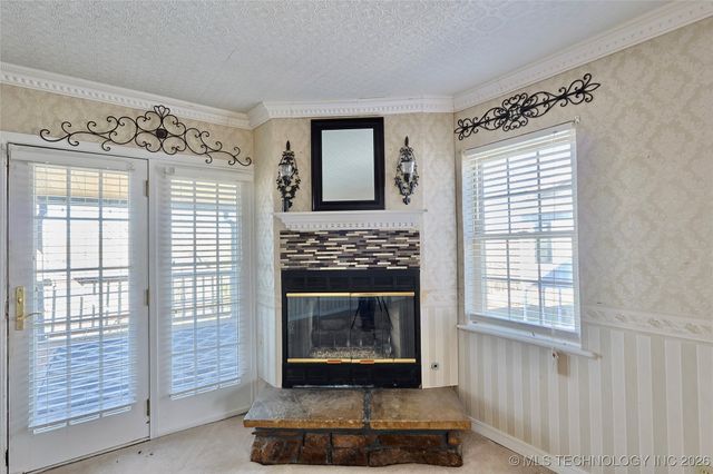 36 Hilltop, Mcalester, OK 74501