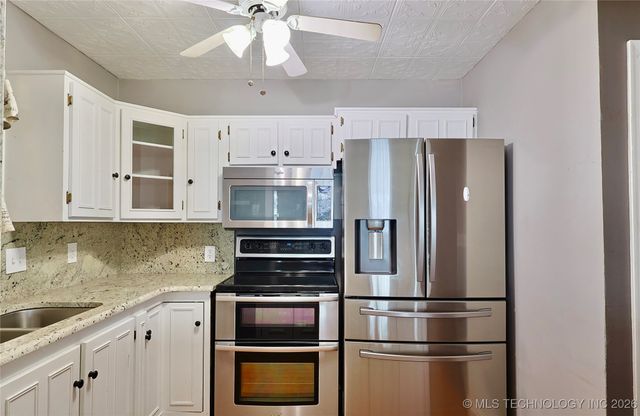 36 Hilltop, Mcalester, OK 74501