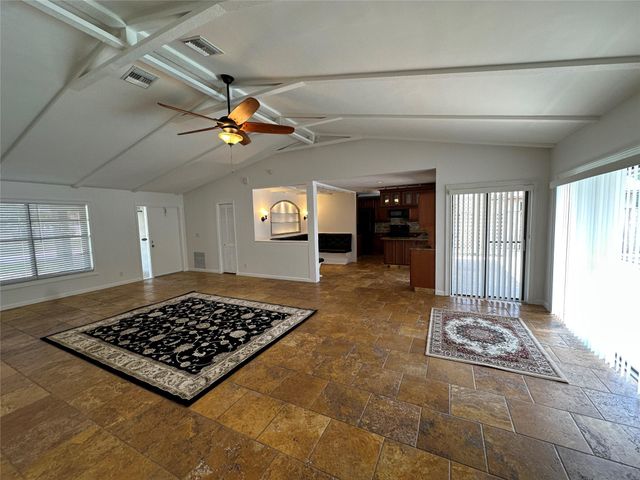 364 NW 107th Ter, Coral Springs, FL 33071