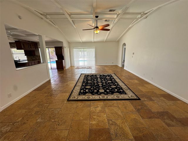 364 NW 107th Ter, Coral Springs, FL 33071